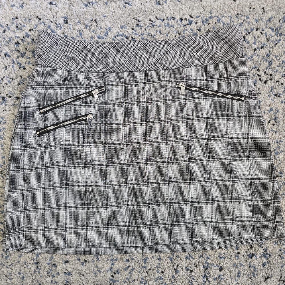 Dynamite Gray Asymmetrical Pencil Mini Skirt
